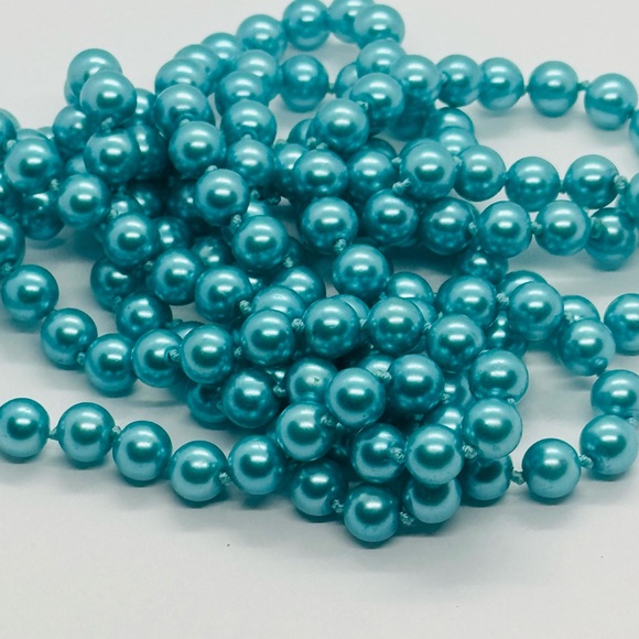 Turquoise Glass Pearl Beaded Necklace - Picture 6 of 6